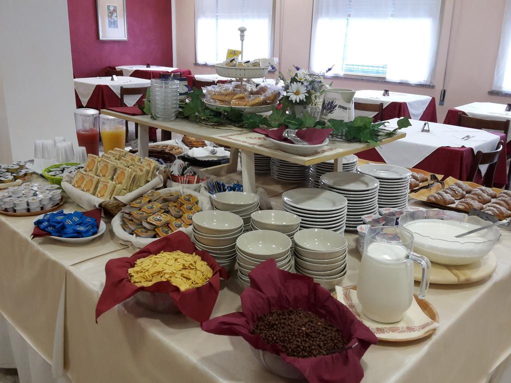 Hotel Annetta ريميني المظهر الخارجي الصورة