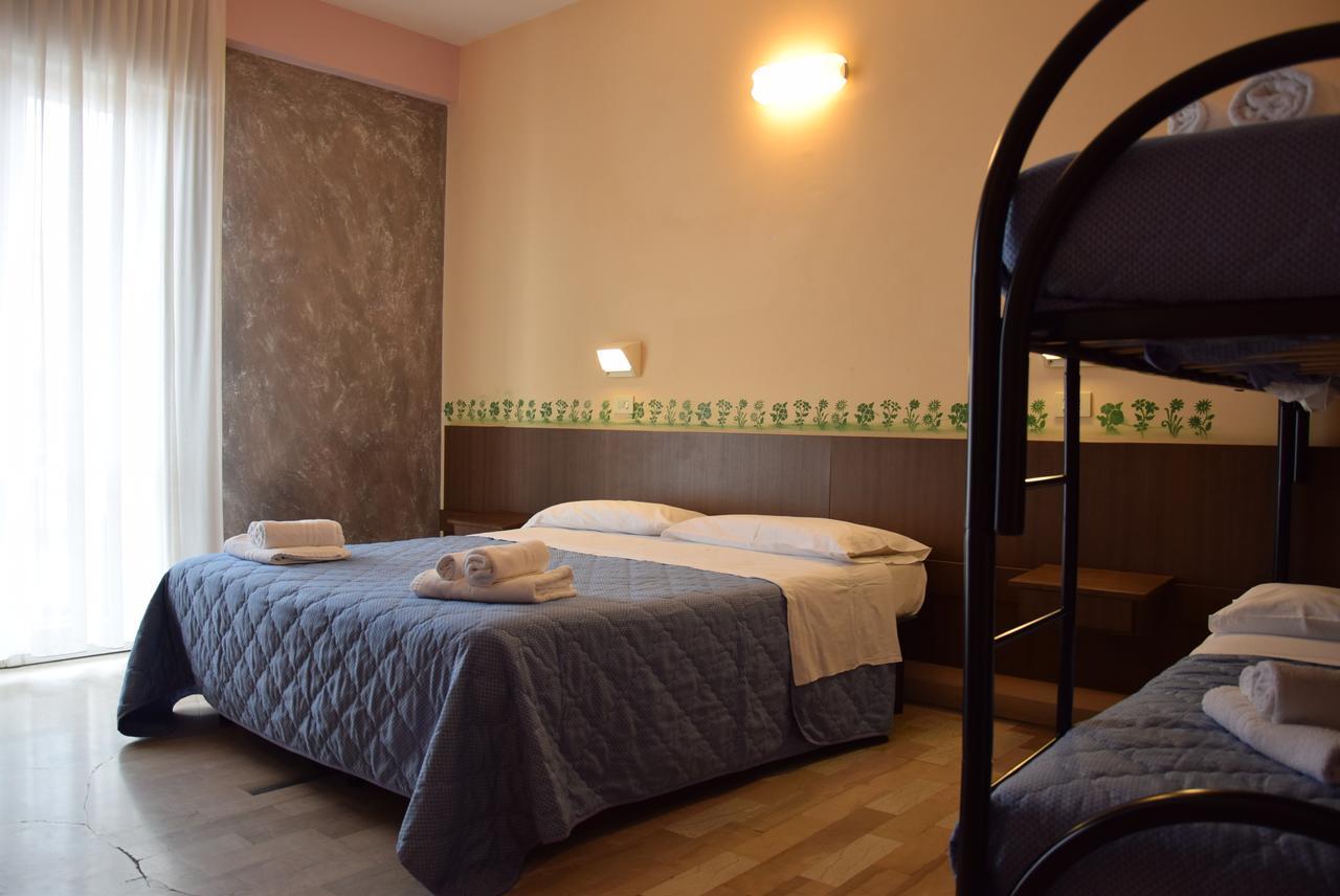 Hotel Annetta ريميني المظهر الخارجي الصورة